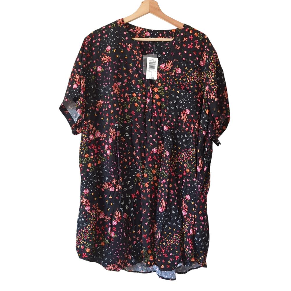 NWT Torrid Womens Harper Top 4 4X Floral Black Pink Milly Tunic Flutter Sleeve